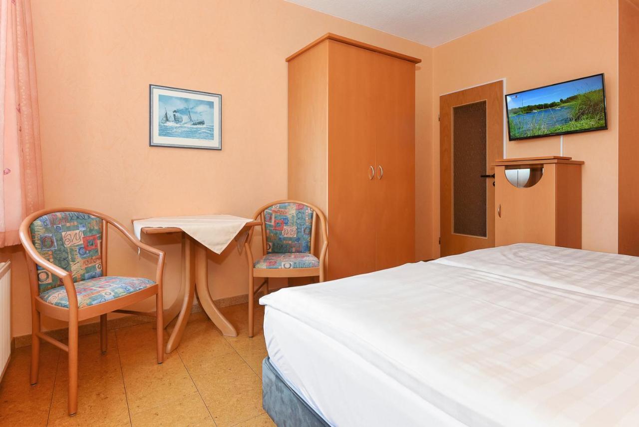 Hotel-Pension Altes Siel 贝塞尔 外观 照片