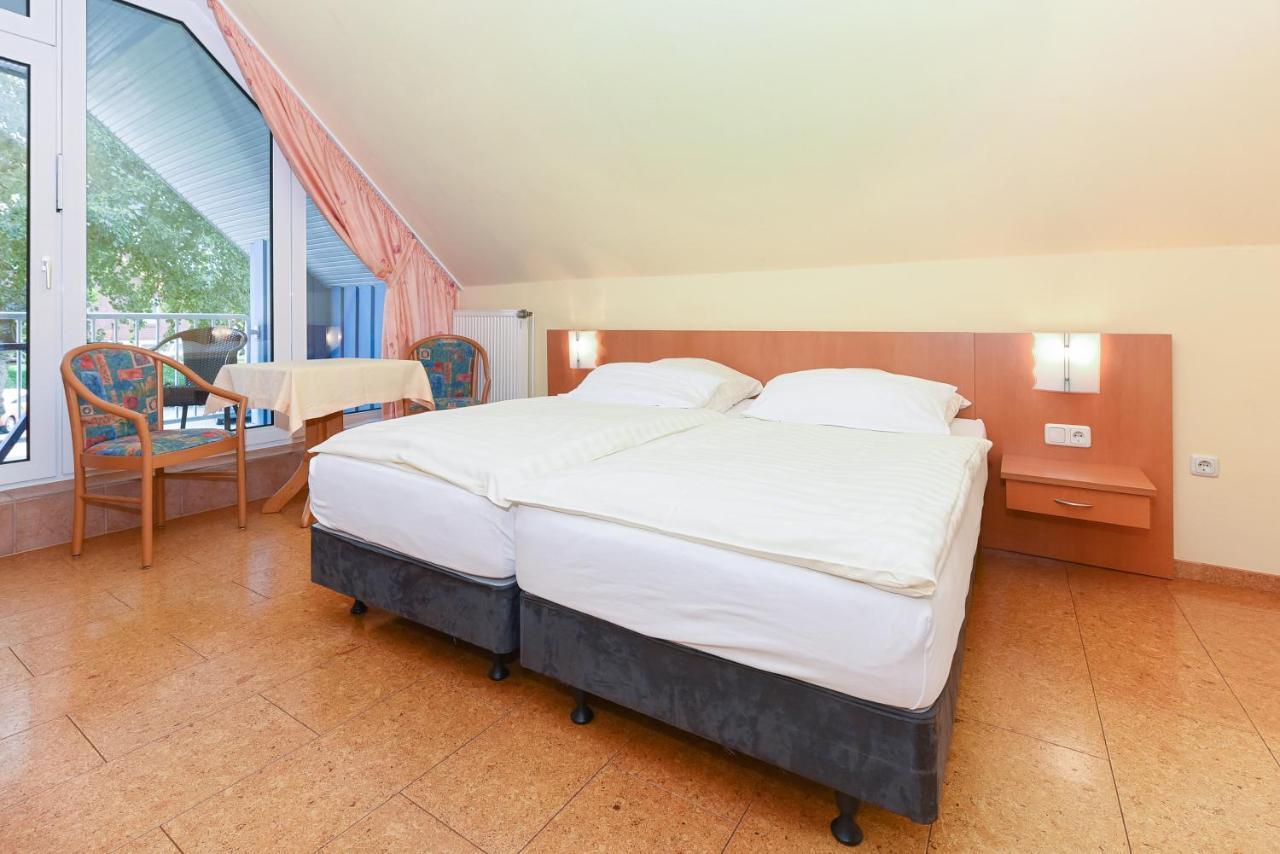 Hotel-Pension Altes Siel 贝塞尔 外观 照片